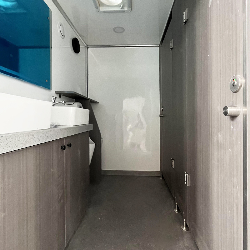 Toilet Portabel Prefabrikasi L - Outdoor Camping Bathroom ulasan dan harga